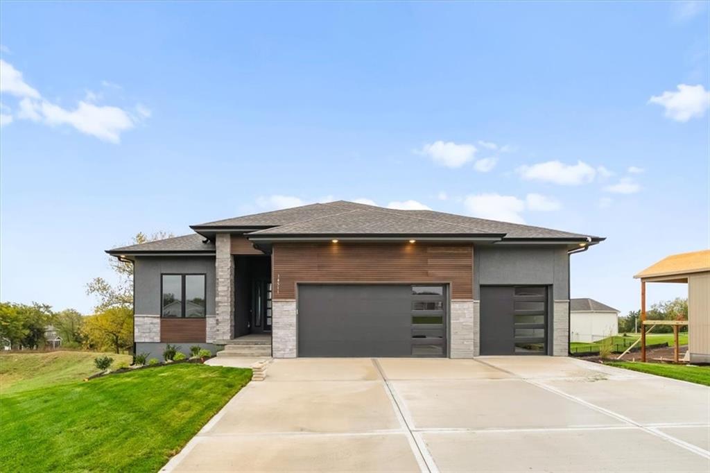 Listing Photo MLS #HMS2544366