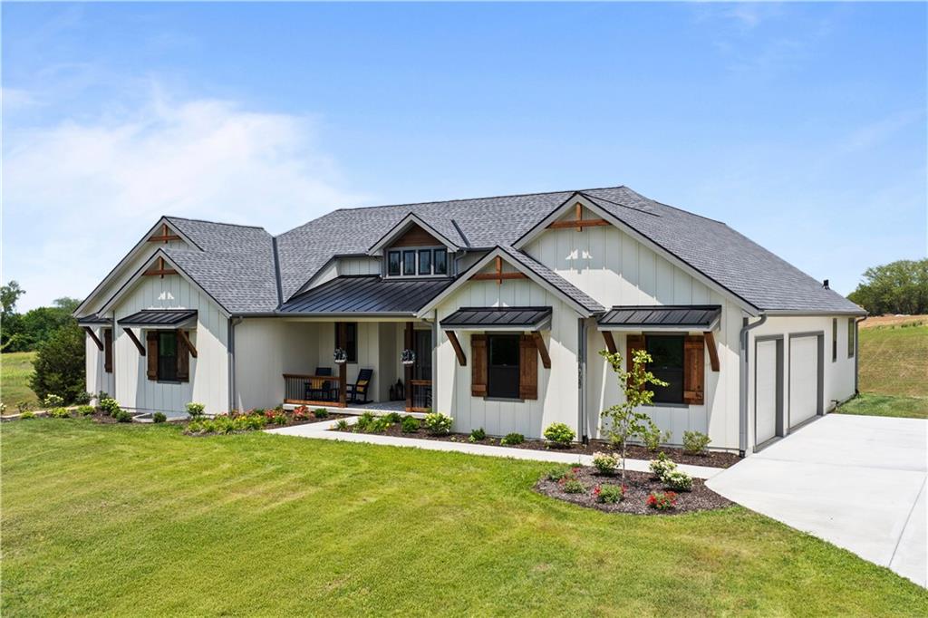 Listing Photo MLS #HMS2544546