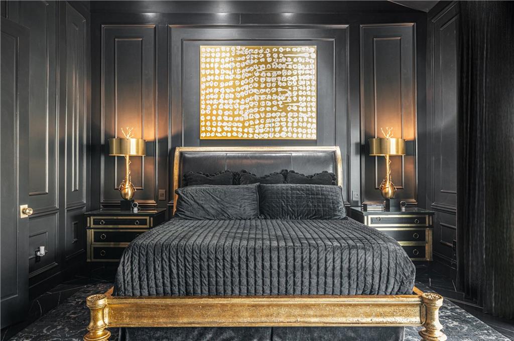 Listing Photo MLS #HMS2549063