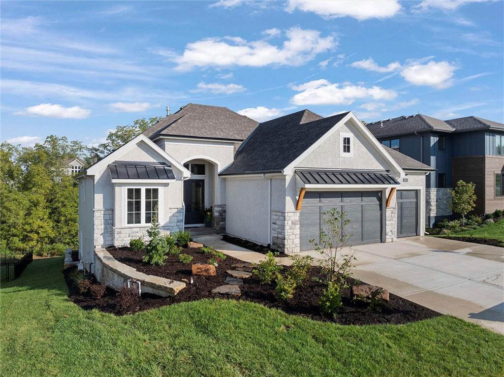 Listing Photo MLS #HMS2551839