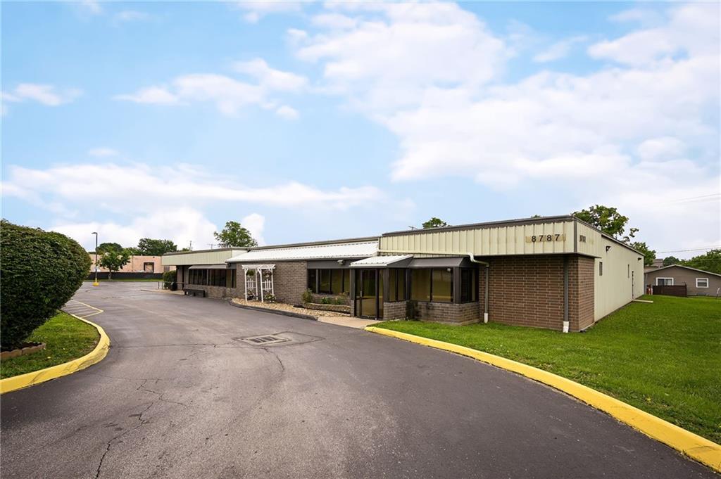 Listing Photo MLS #HMS2553852