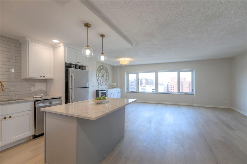 Listing Photo MLS #HMS2556548