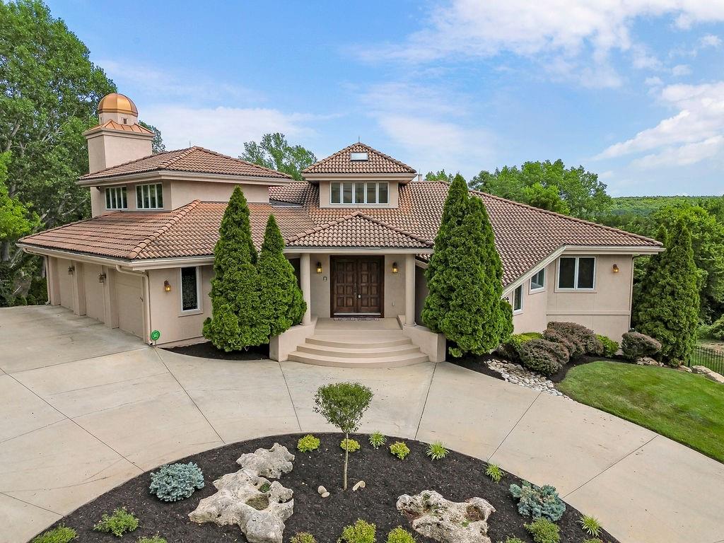 Listing Photo MLS #HMS2556913