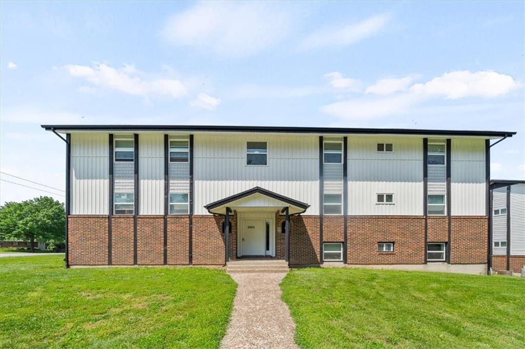 Listing Photo MLS #HMS2557308