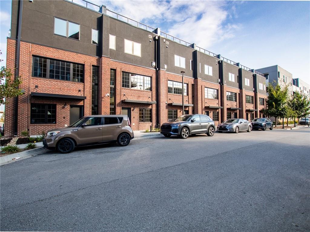 Listing Photo MLS #HMS2557837