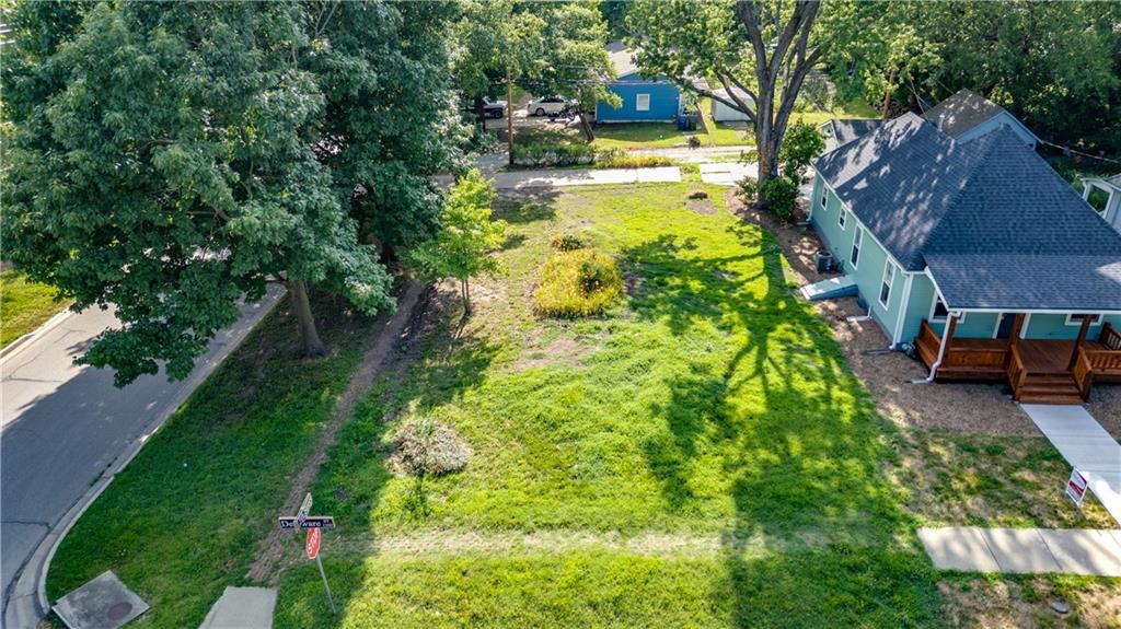 Listing Photo MLS #HMS2558935