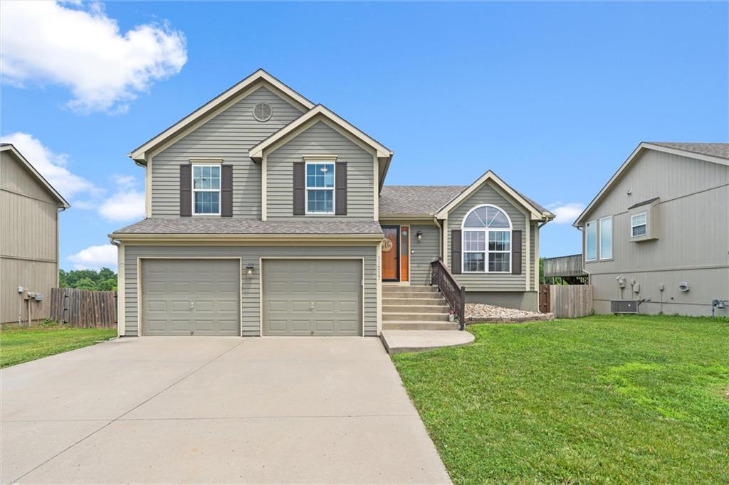 Listing Photo MLS #HMS2560104