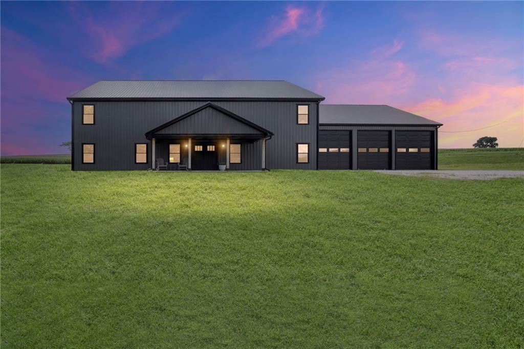 Listing Photo MLS #HMS2561839