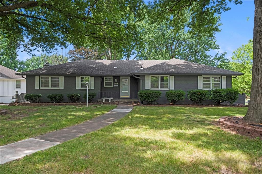 Listing Photo MLS #HMS2562168