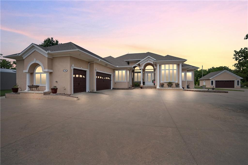 Listing Photo MLS #HMS2563117