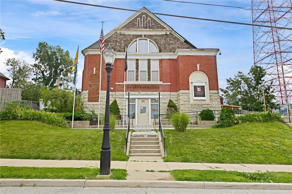 Listing Photo MLS #HMS2563553