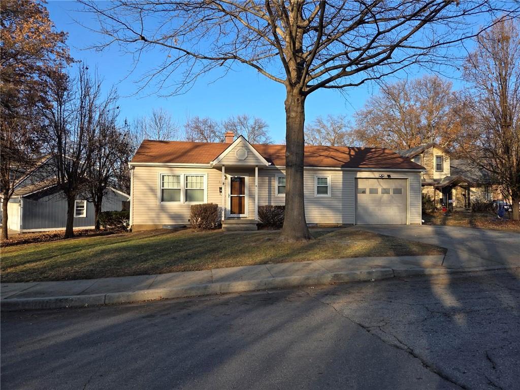 Listing Photo MLS #HMS2563716