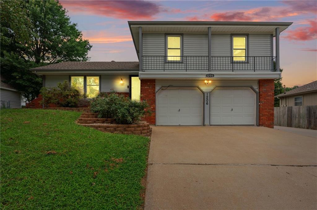 Listing Photo MLS #HMS2564019