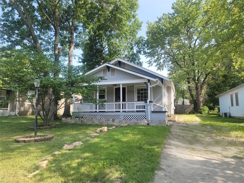 Listing Photo MLS #HMS2564554