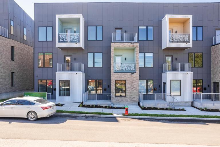 Listing Photo MLS #HMS2567442