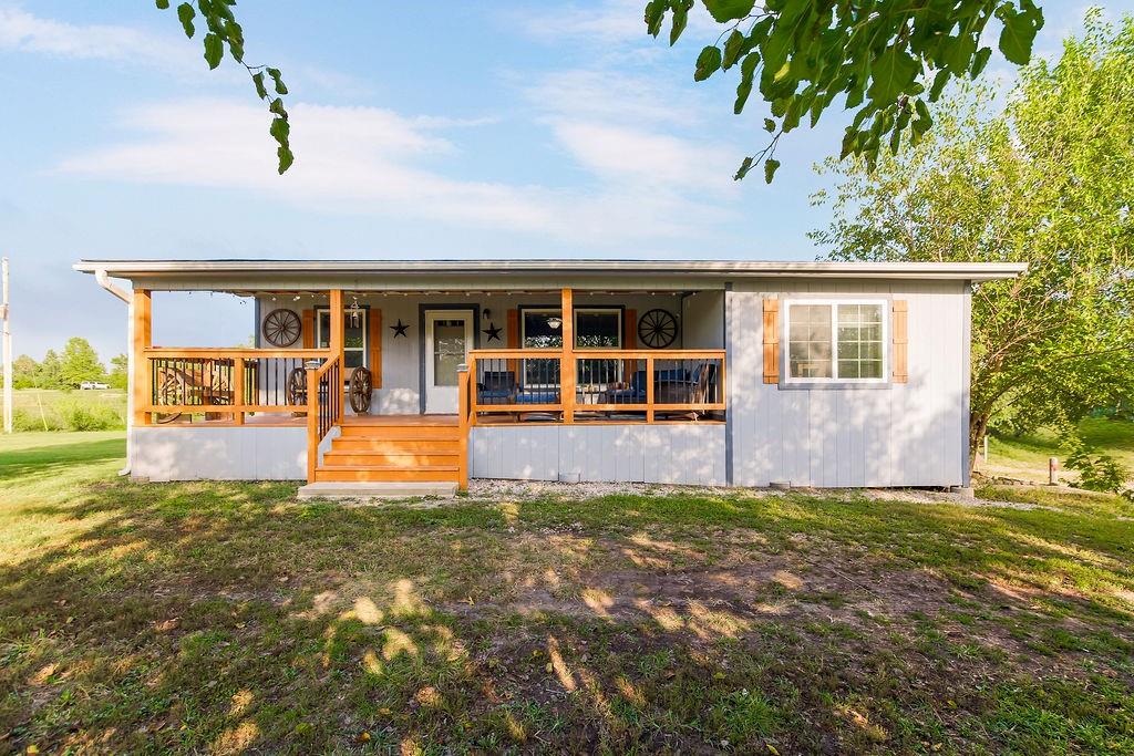 Listing Photo MLS #HMS2567837