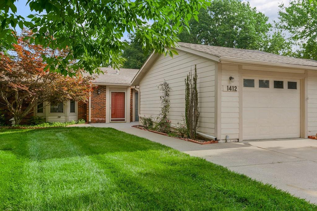 Listing Photo MLS #HMS2568021