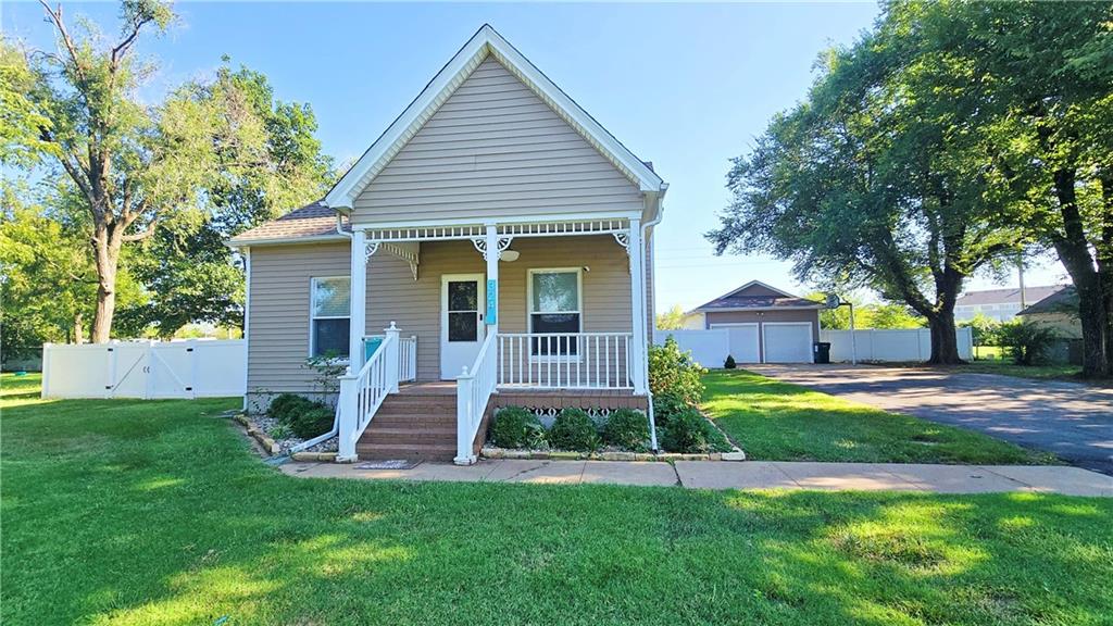 Listing Photo MLS #HMS2572259