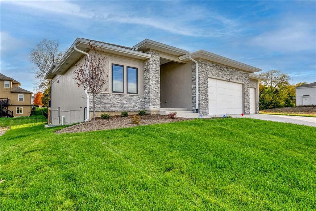 Listing Photo MLS #HMS2575707