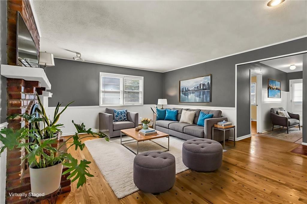 Listing Photo MLS #HMS2576278