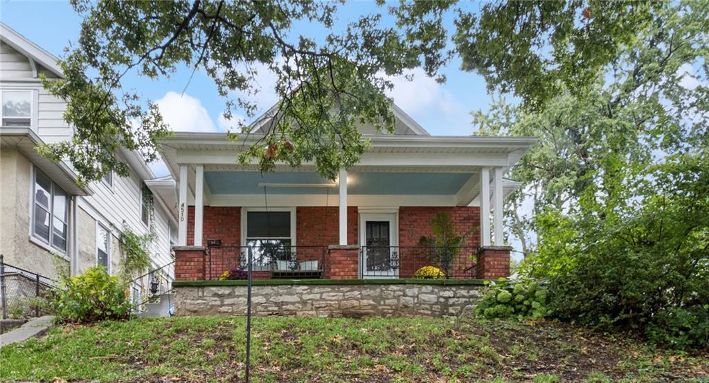 Listing Photo MLS #HMS2576404