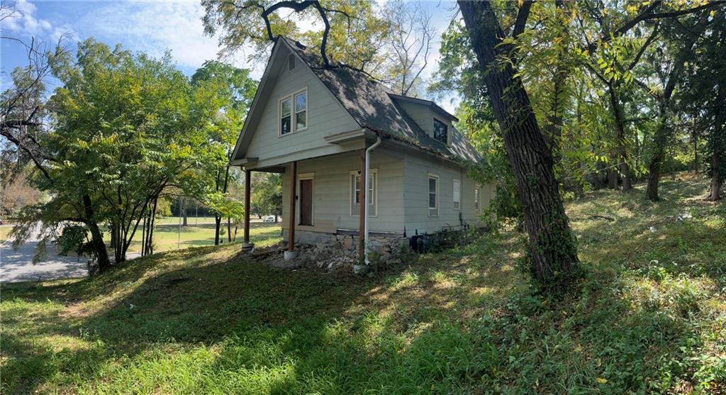 Listing Photo MLS #HMS2577397