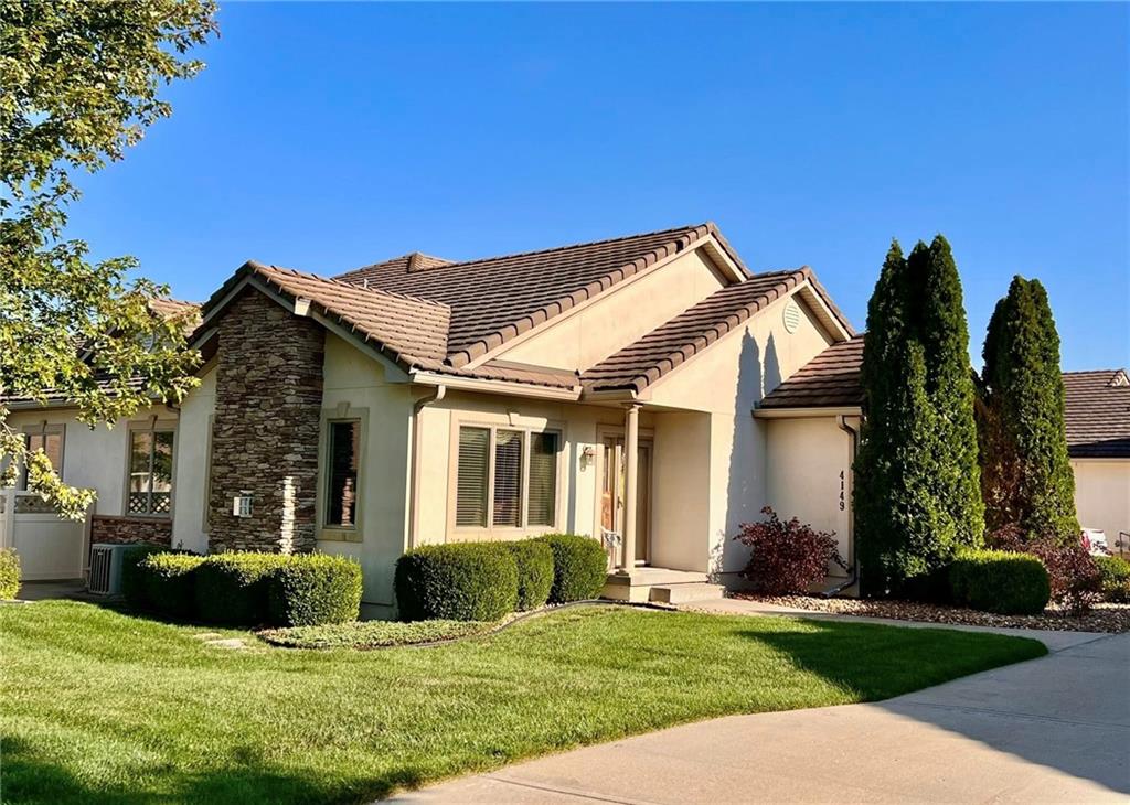 Listing Photo MLS #HMS2578213