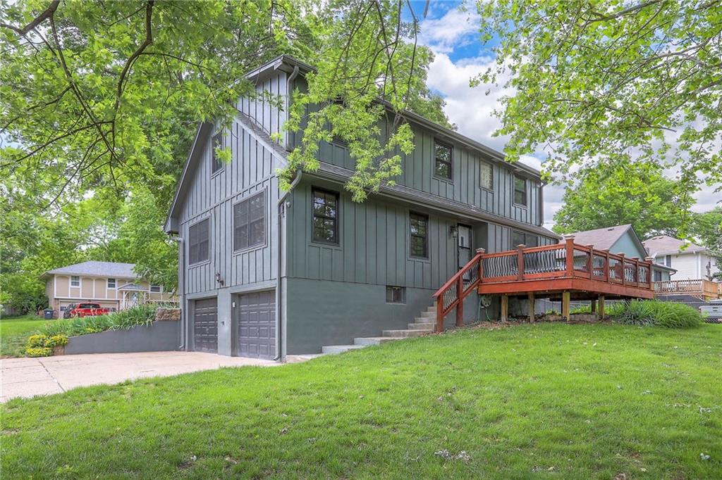 Listing Photo MLS #HMS2578405