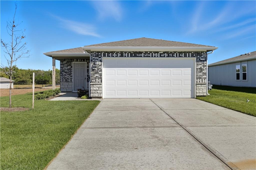 Listing Photo MLS #HMS2578497