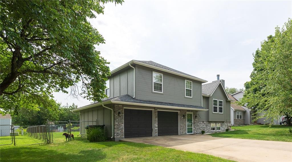 Listing Photo MLS #HMS2579433