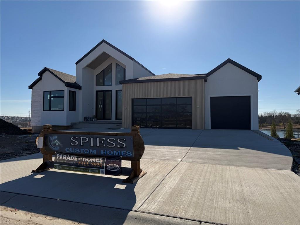 Listing Photo MLS #HMS2581082