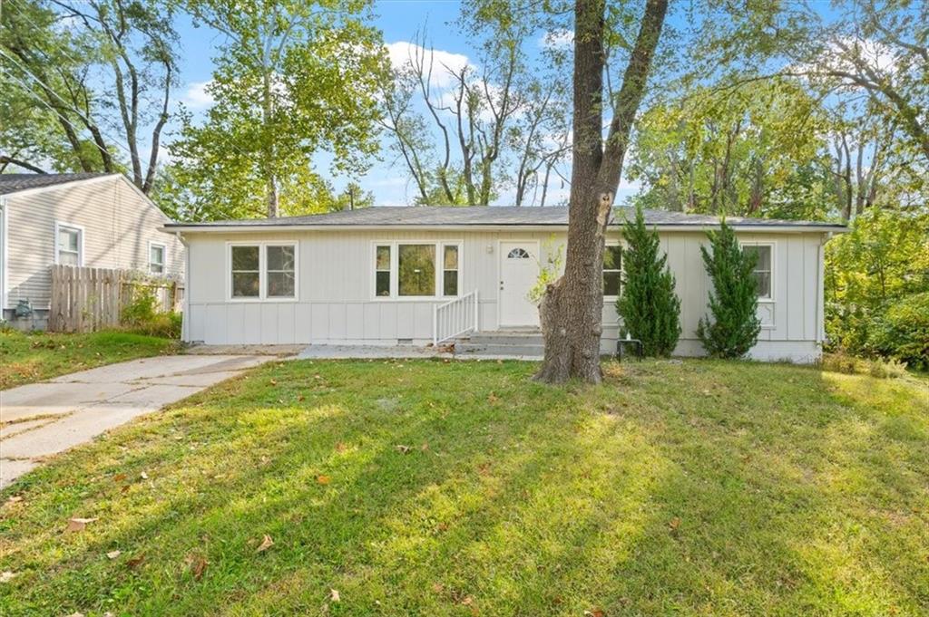 Listing Photo MLS #HMS2581904