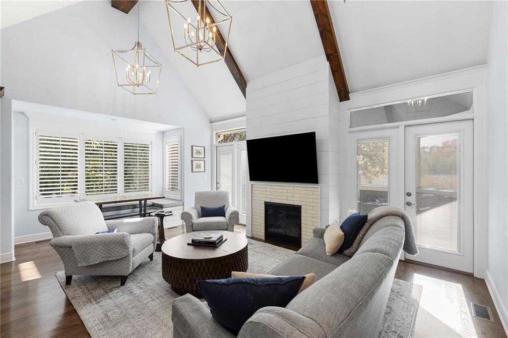 Listing Photo MLS #HMS2585120