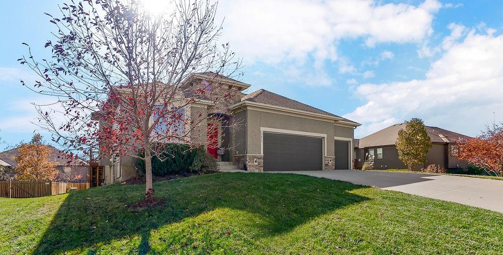 Listing Photo MLS #HMS2585179