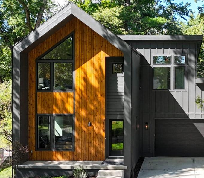 Listing Photo MLS #HMS2588173