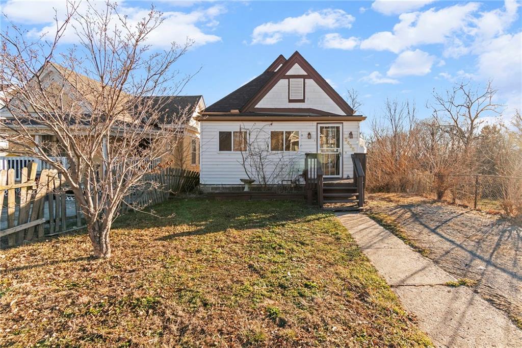 Listing Photo MLS #HMS2589117