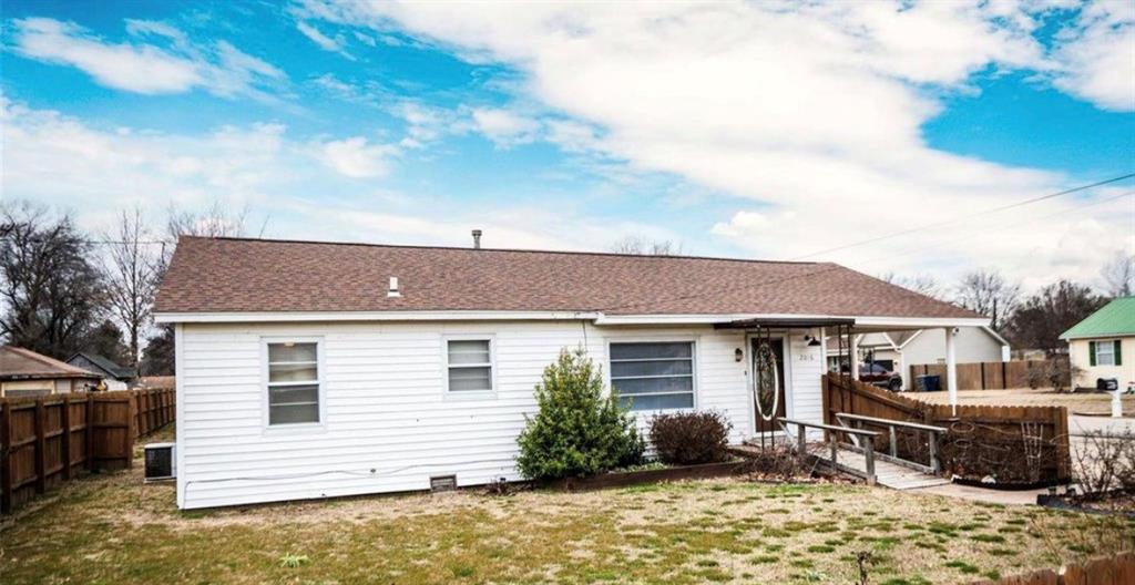 Listing Photo MLS #HMS2589379