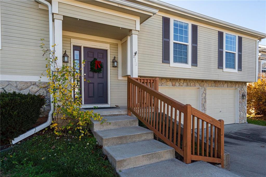 Listing Photo MLS #HMS2589533