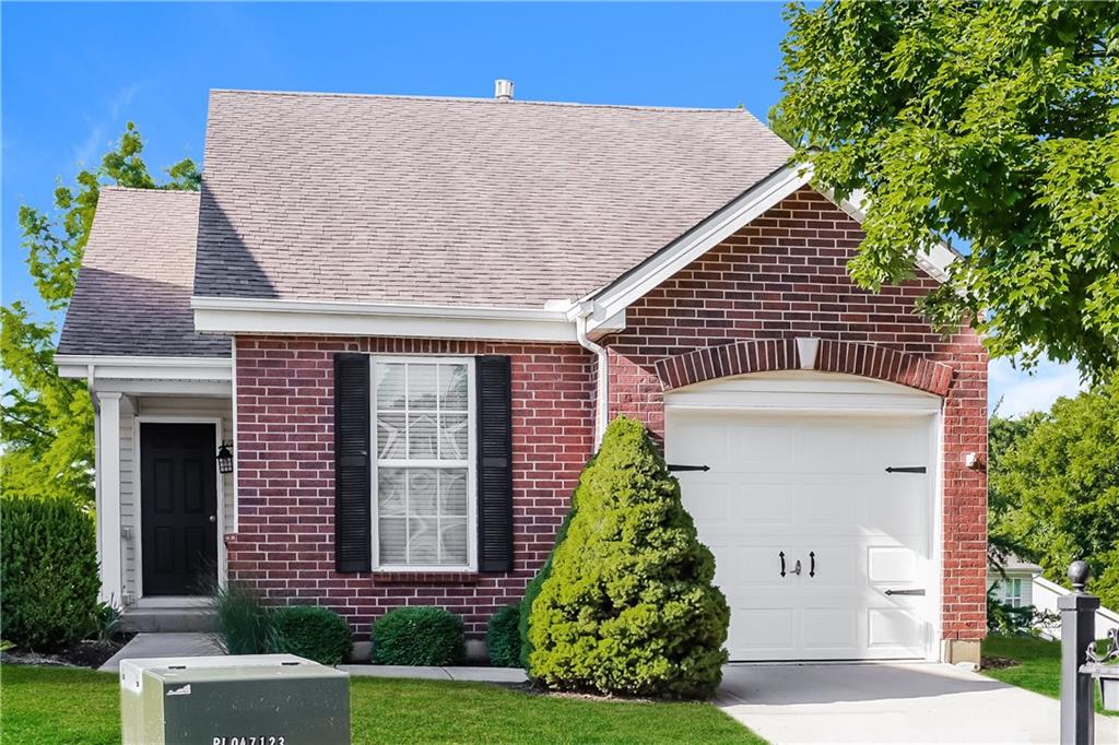 Listing Photo MLS #HMS2589645