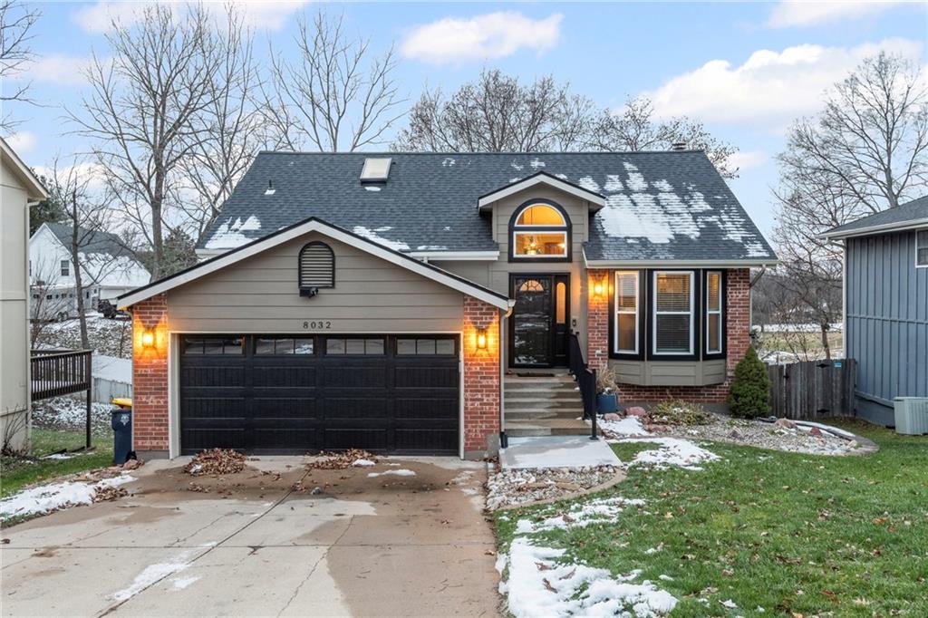 Listing Photo MLS #HMS2589796