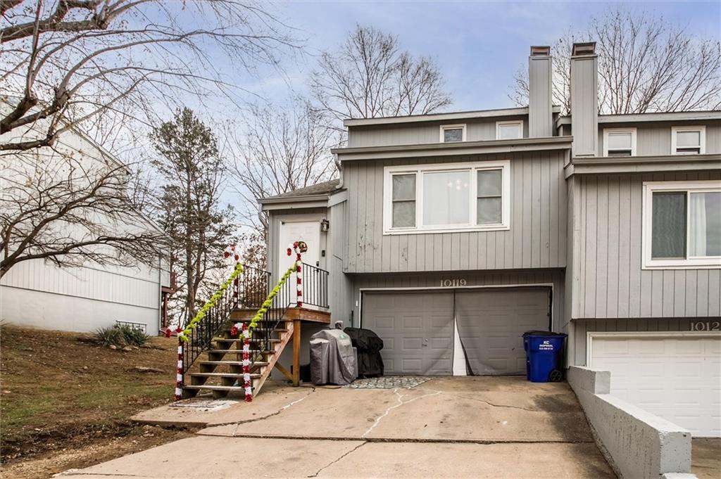 Listing Photo MLS #HMS2589945