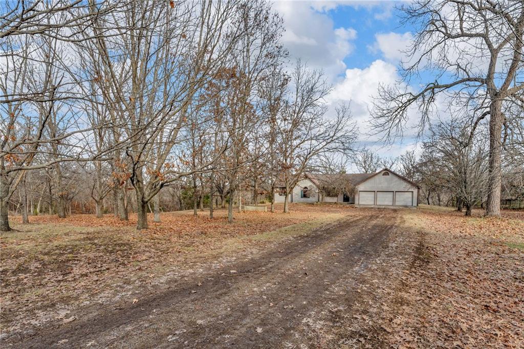 Listing Photo MLS #HMS2591793