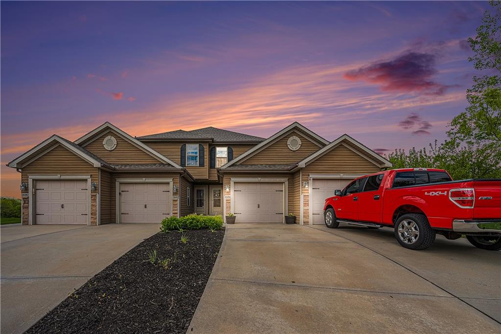 Listing Photo MLS #HMS2592697