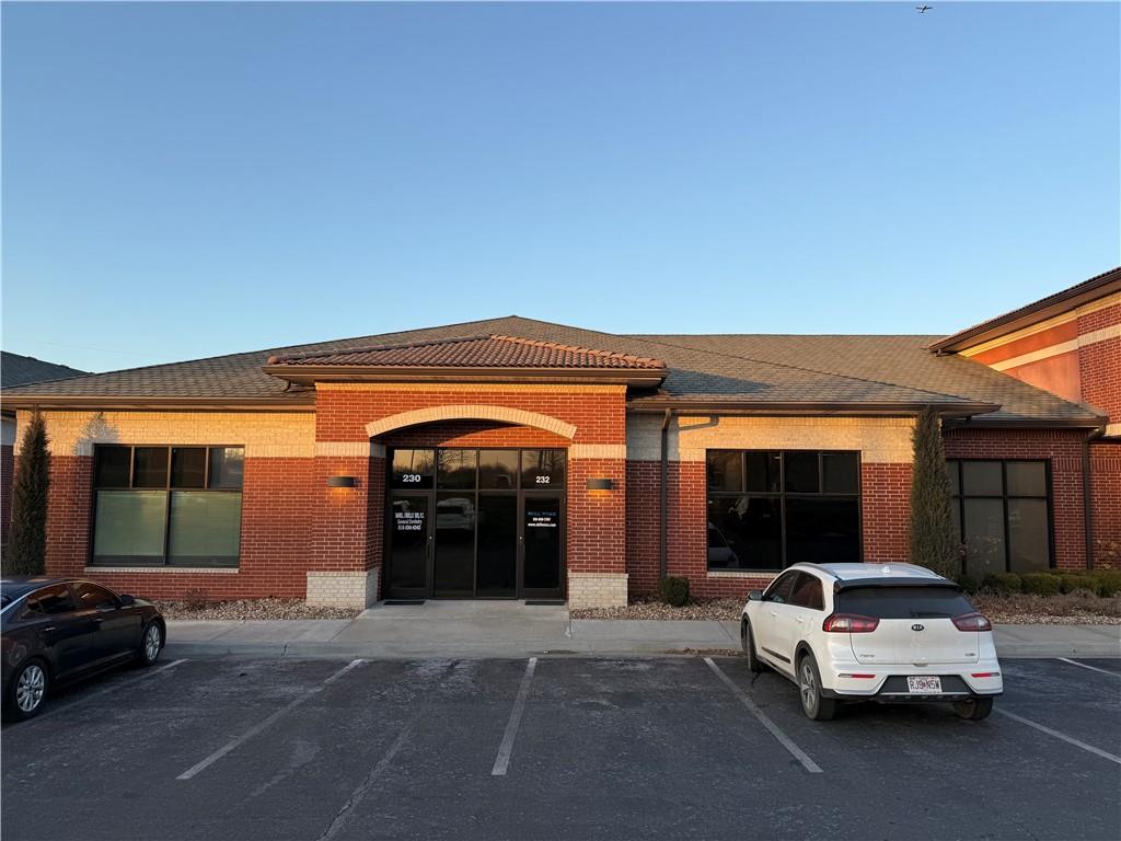 Listing Photo MLS #HMS2592796