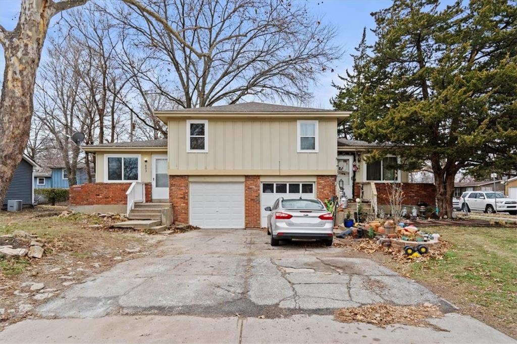 Listing Photo MLS #HMS2592931