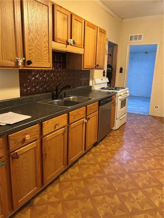 Listing Photo MLS #HMS2592983