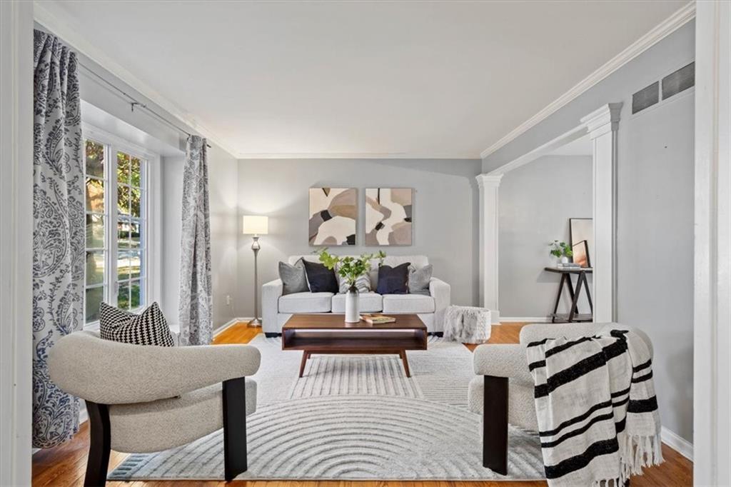 Listing Photo MLS #HMS2594498