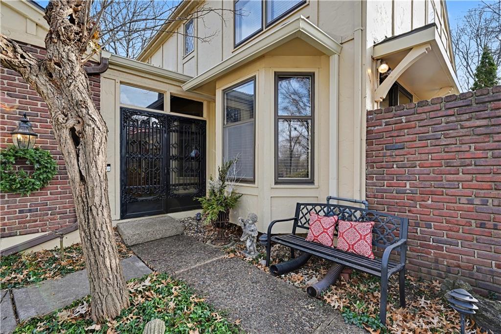 Listing Photo MLS #HMS2595173