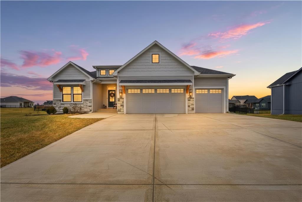 Listing Photo MLS #HMS2595698