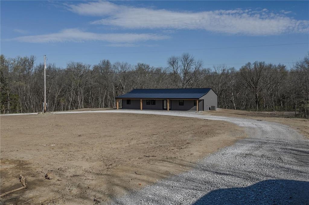 Listing Photo MLS #HMS2596396